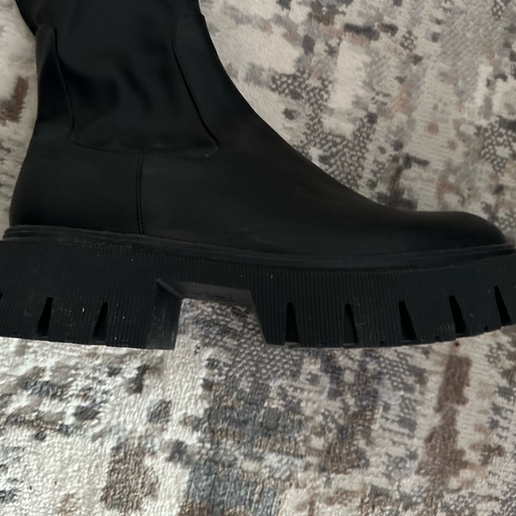 Over the knee boots, zara size 40, track sole - Picture 5 of 6